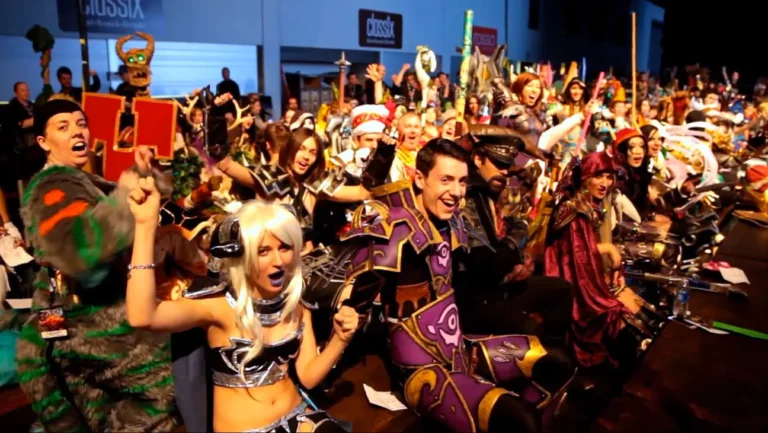 World of Warcraft: Looking for Group (2014)